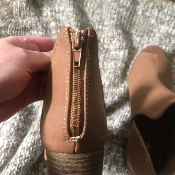 Qupid Camel Open Toe Booties - Picture 6 of 11